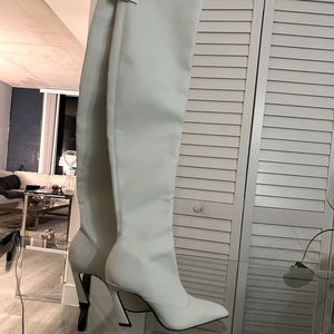 New White Zara Thigh High Boots Heels 8